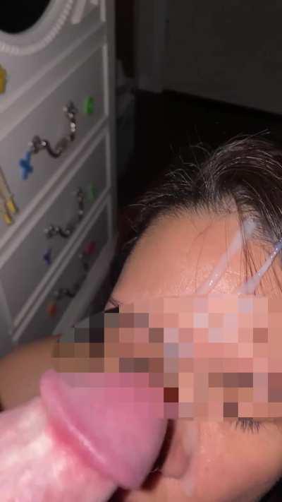 Sealed lips are a dead giveaway