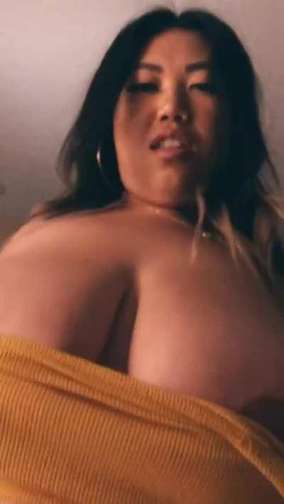 Watch while I ride 😘