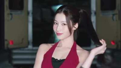 Mina's Iconic bridge in Me +You followed by Jihyo's - 251010