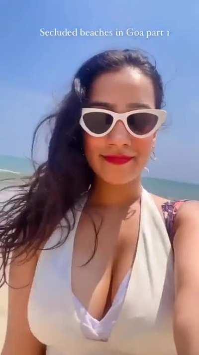 Ashmitatomar's tits are out in Goa