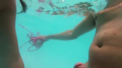 underwater blowjob by mysweetapple