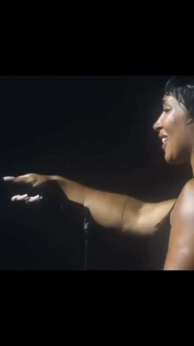 You can't play 'Myrrh' by Naomi Sharon and expect me not to react ✨