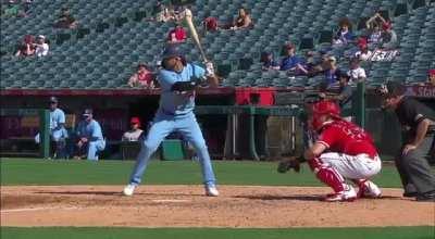 Does this happen often? I’ve never seen someone do this — cool piece of hitting