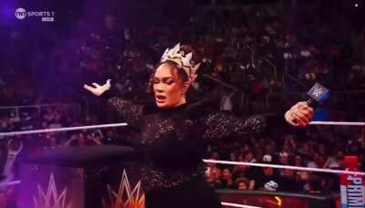 linafanene_fan On the eve of the street fight Nia vs. Michin showed us a video package of #theirresistibleforce and she will prove her dominance today 😈😮‍💨