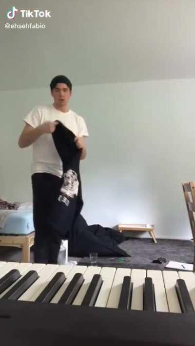 Oh well... (Sound on)