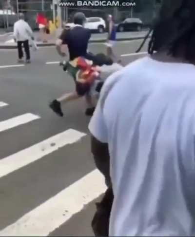 “Go back go china” 🤦🏾‍♂️