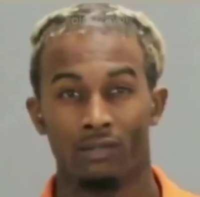 LMAOO WTFFF IS THIS 😭😭 we finna start making our own mvs