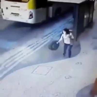 Only in Brazil you can find tires that have a homing mechanism