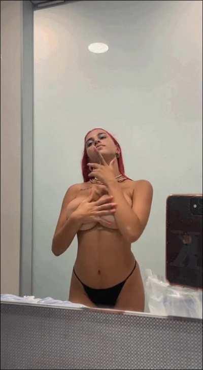 freshly showered shaved and ready for the fun 🖤