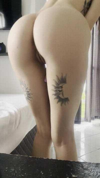 Sneak into my room and I will let you lick my pussy lips