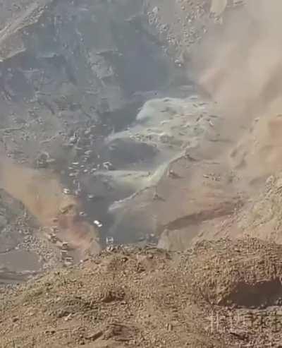 Mine on China collapse