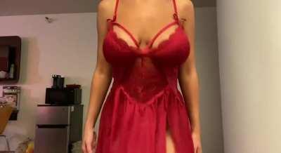 For MILFs in lingerie