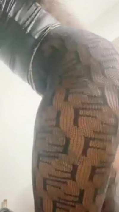 Here’s the live she did, when she got home from her show. I chopped it down to the bits that had the most “Jelly”. Enjoy.