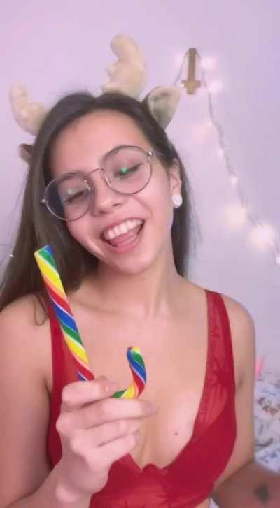 Im hungry for something bigger 😊🤤