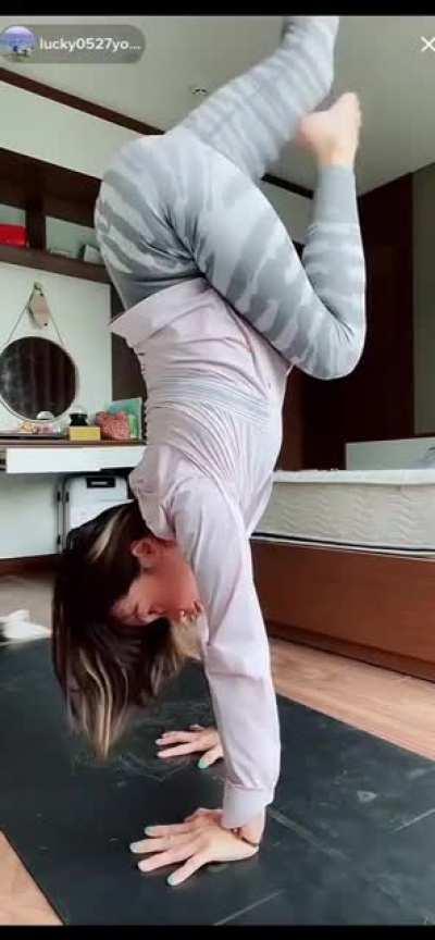 lucky0527yoga ( she does it all ) pt.1