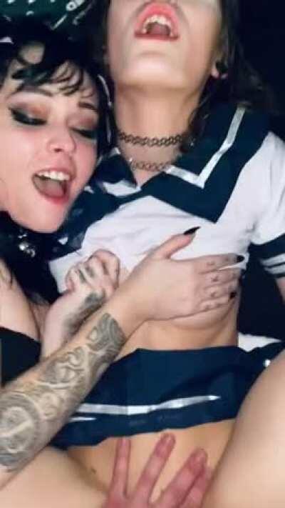 [FFM] Fucking my friend with husband (OC)