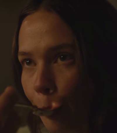 Cailee Spaeny’s mouth looks so good