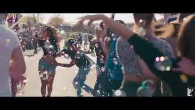 Vaani Kapoor invites for a dance