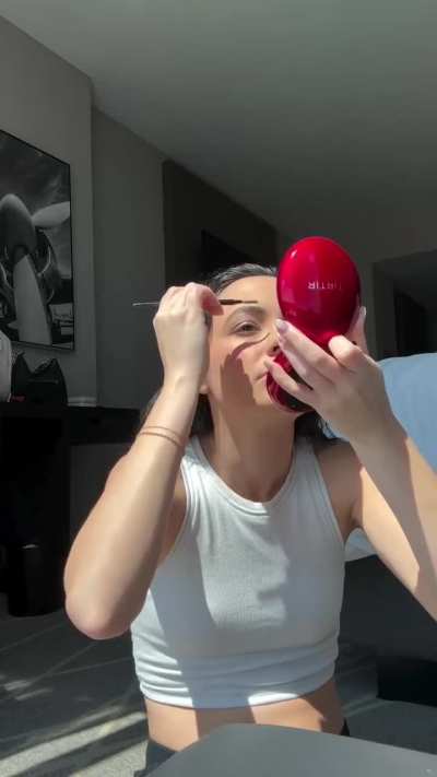 Been so starved for Nessa content lately 😩