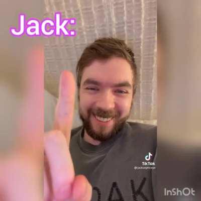 That's how my best friend reacted when I sent them that tiktok🤣🤣