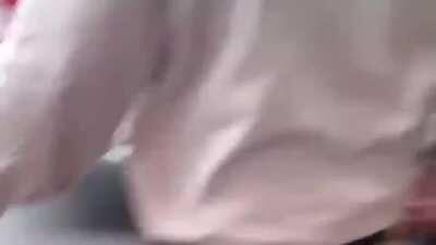 Se todos se levantarem a mesa cai, população impede que agentes do estado cometam injustiça contra comerciante.