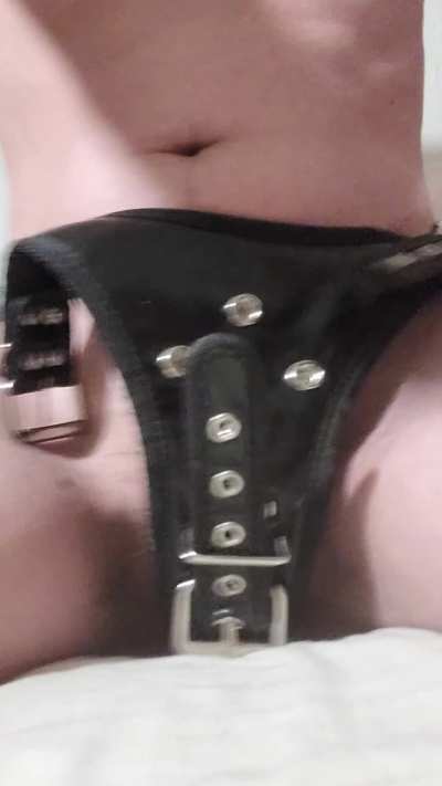 Getting ready for the day, fun to walk around with this underneath my clothes without anyone knowing (fakeboy)