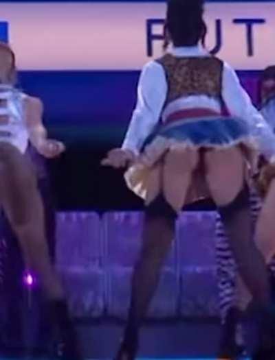 Dua Lipa shaking at the BRIT awards