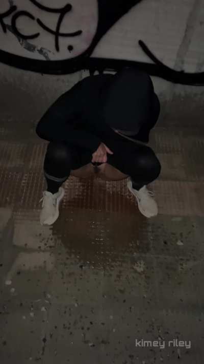 Abandoned sites and bad weather conditions...I love it!