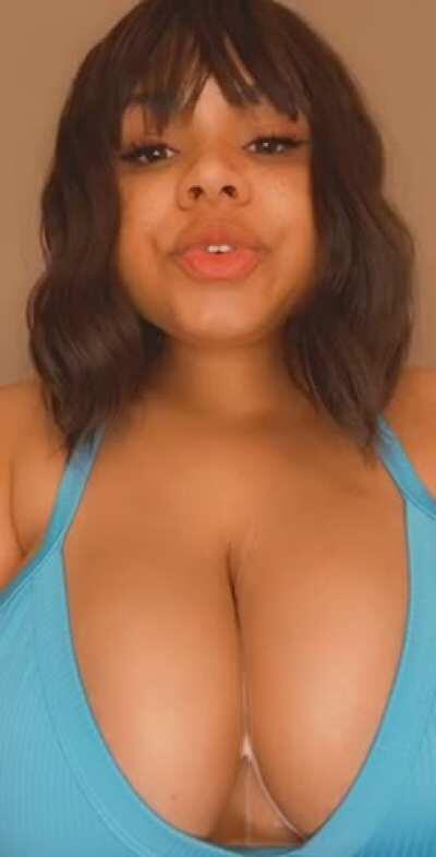 Paint my face and my huge tits with your cum 😌💕