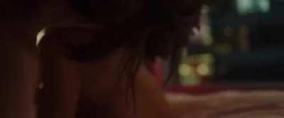 Allison Williams And Logan Browning Lesbian Plot In The Perfection