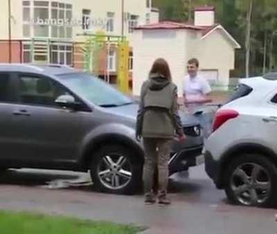 This girl thought she was trashing her ex's car