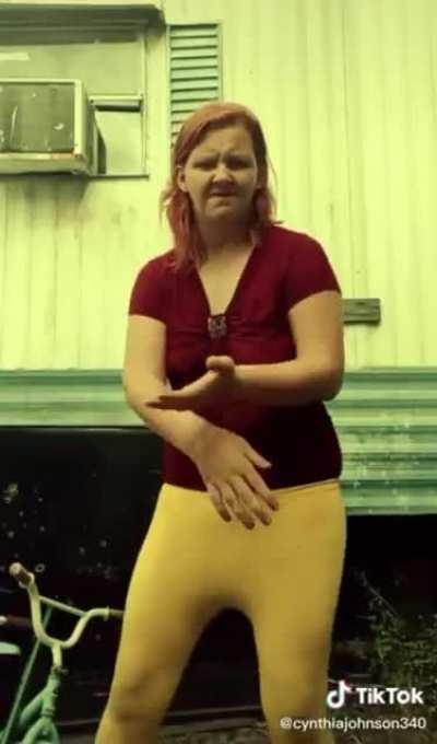 Cmon guys! Les go down to Cyndi’s trailer she got a new tiktok filter!