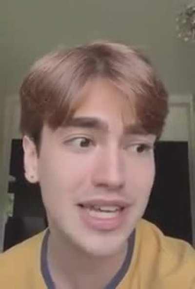 Ain q fofinho gente ele é tão louquinho da cabeça 😜