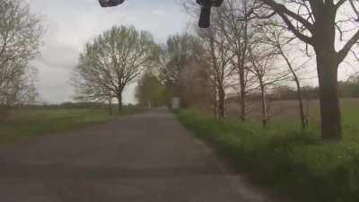 Versteht jemand seine Absicht? Könnt die ersten 30 Sekunden überspringen.