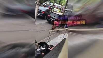 Moderatoarea balerină școlariță