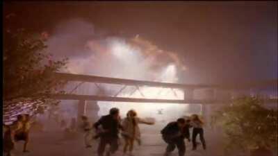 Behold, one and a half minutes of Dallas being exploded by an asteroid. (Asteroid, 1997)