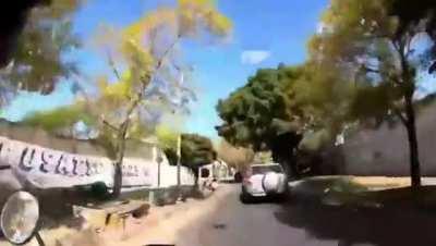 Imaginate jugarte la vida asi para que los larguen a las horas y por 75 lucas.