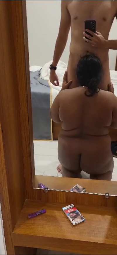 Mirror reflection 🪞 💦 👅 