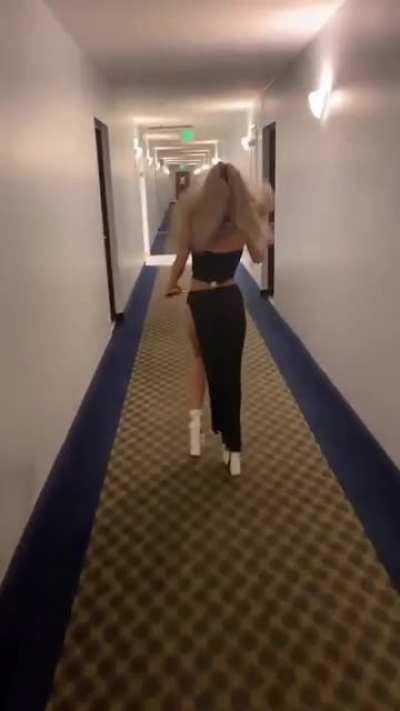 HMC while I try to walk in platform heels