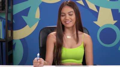 Jayka looking cute & glamorous