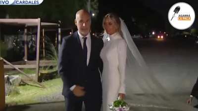 Documento exclusivo de la boda de Larreta. Ya estan entre nosotros 👽