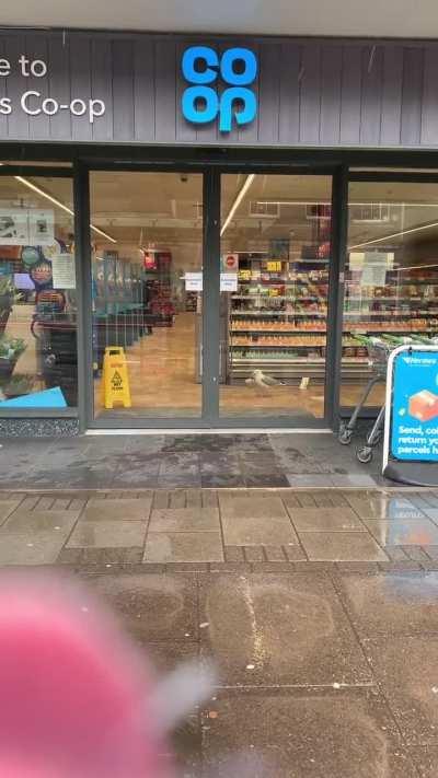 To stop a brazen shoplifter