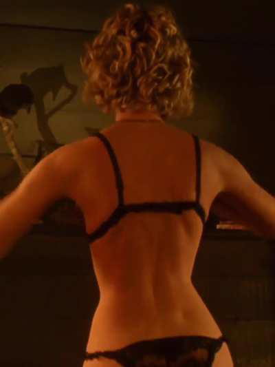 Rebecca Romijn - Sexy Striptease