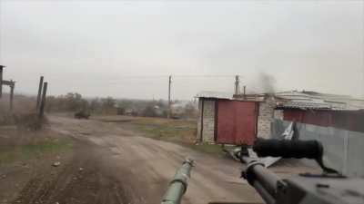 Ukrainian tank of the 35th Marine Brigade shot at Russian positions near Sonziwka (Khurakove direction). Late November 2024