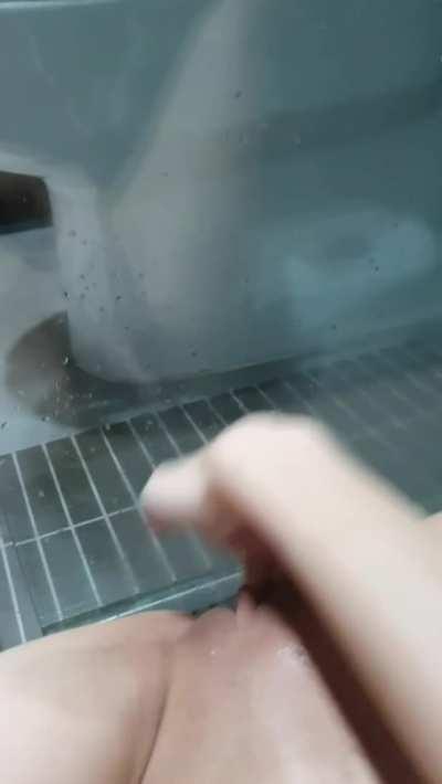 [F] Is this too much squirt?