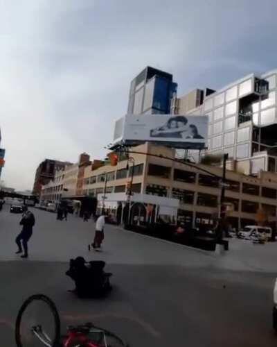 This idiot running a red light