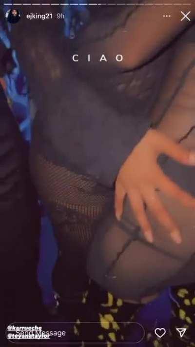 Kae & Teyana Grabbin Each Others Butts 👀🙊