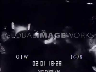 Elvis Presley arriving at the Columbia Inn Motel in Kalama, Washington, September 4, 1962.