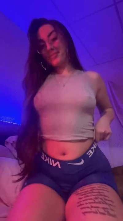 will it be my body that intrigues you or my pretty face daddy?