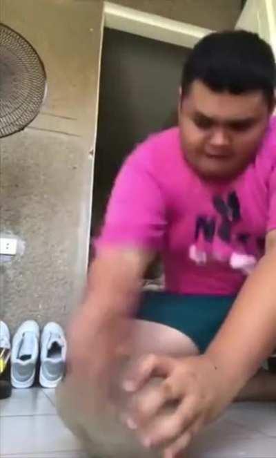 How to chop rock bare handed